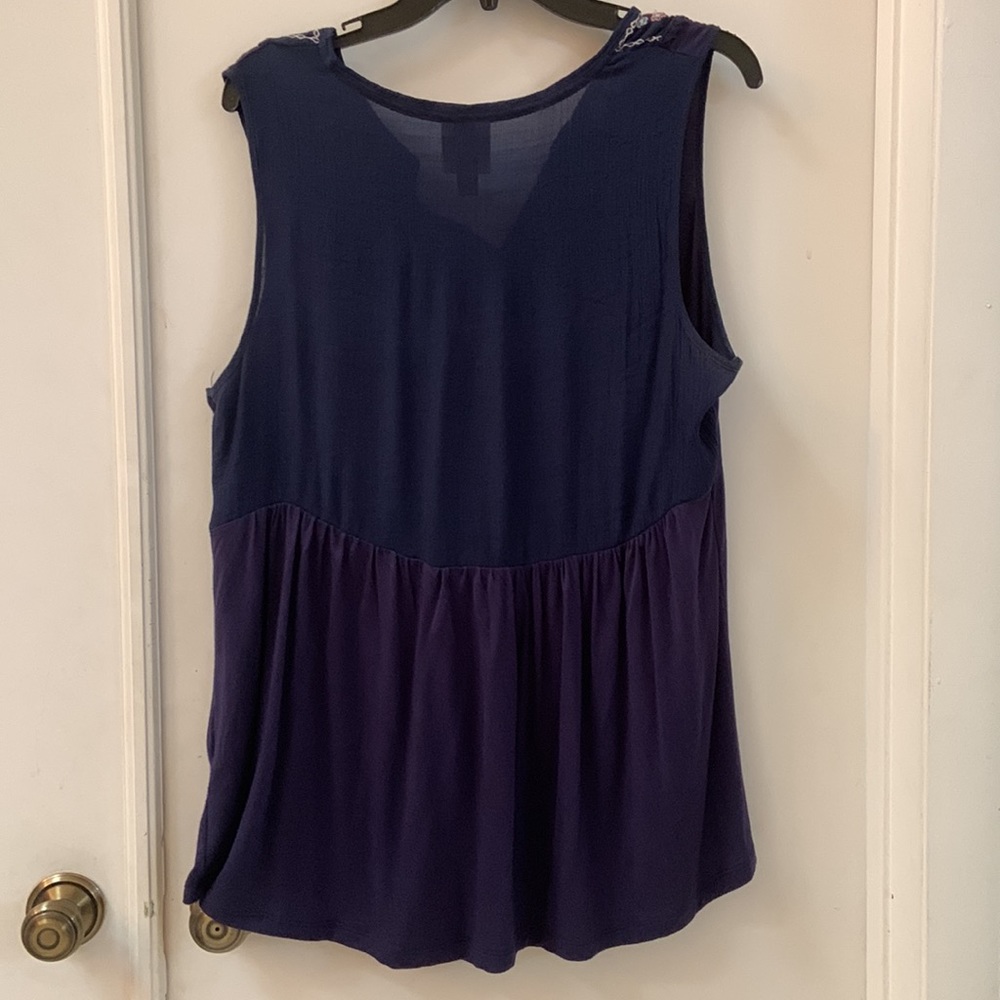 Knox Rose Women’s Tank Top - Picture 2 of 4
